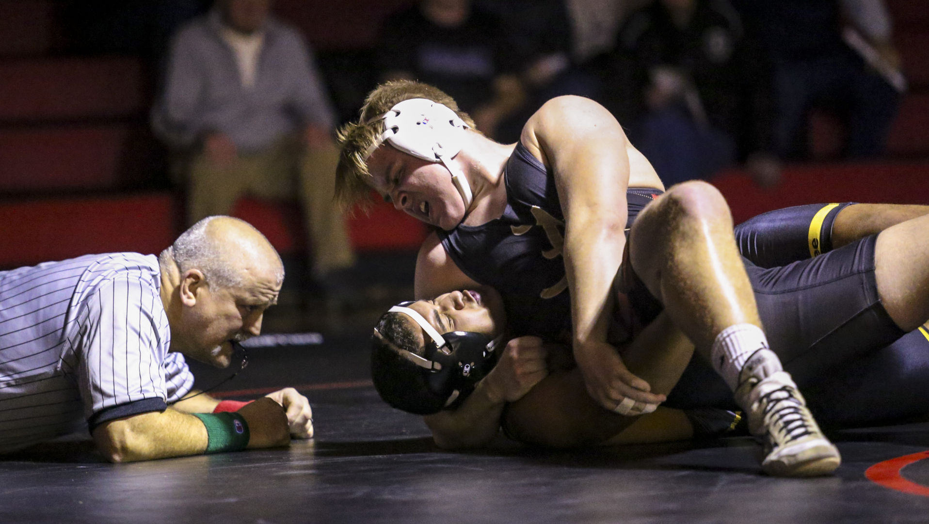 012418-BETTENDORF-ASSUMPTION-WRESTLING-011